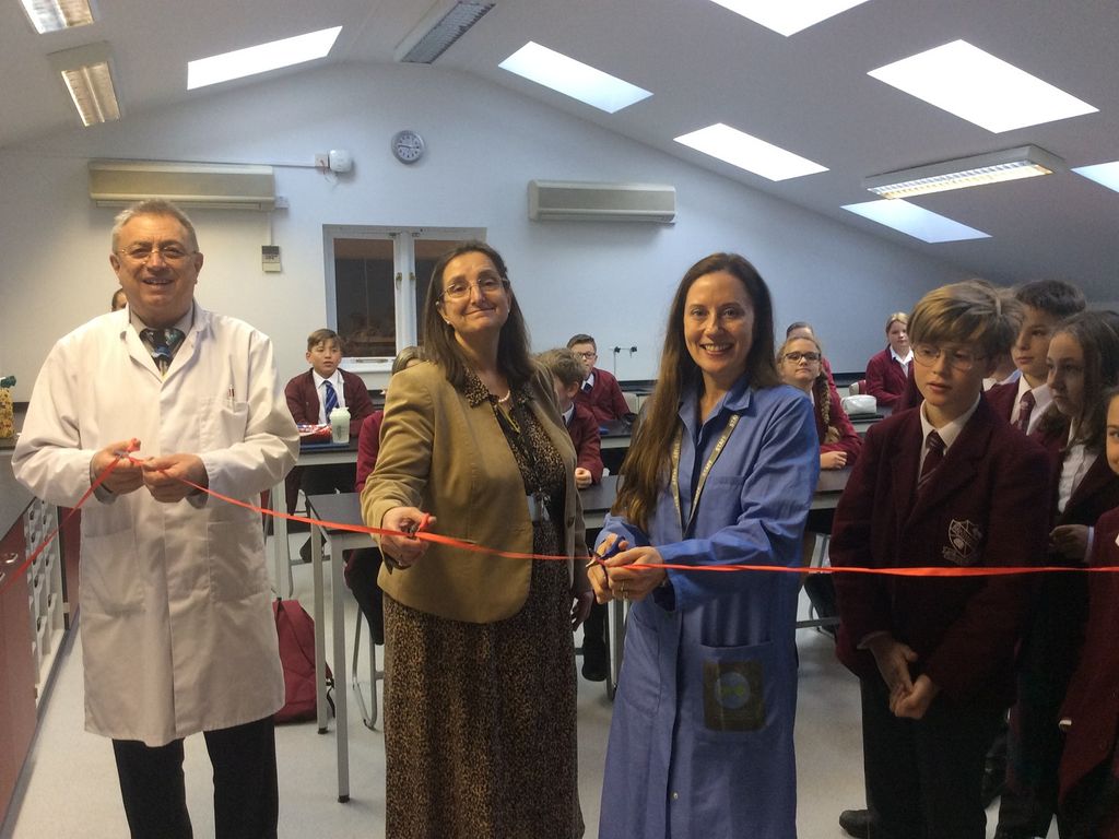 Chemistry Lab launch2