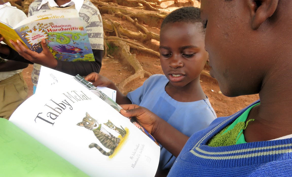 St Kizito school in Uganda receive books from Cranmore