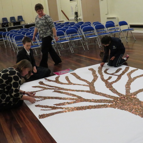 Mrs Hough & helpers filling in the Tree of Knowledge