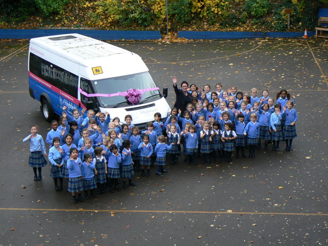 MINIBUS OFFICIAL