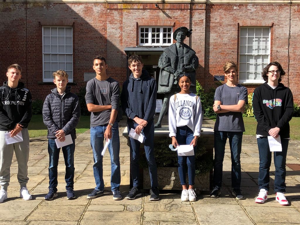 King Edward's GCSE & IGCSE pupils
