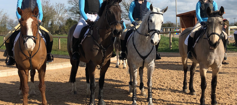 2019 March QUEEN MARY'S 80cm Jumping With Style Team