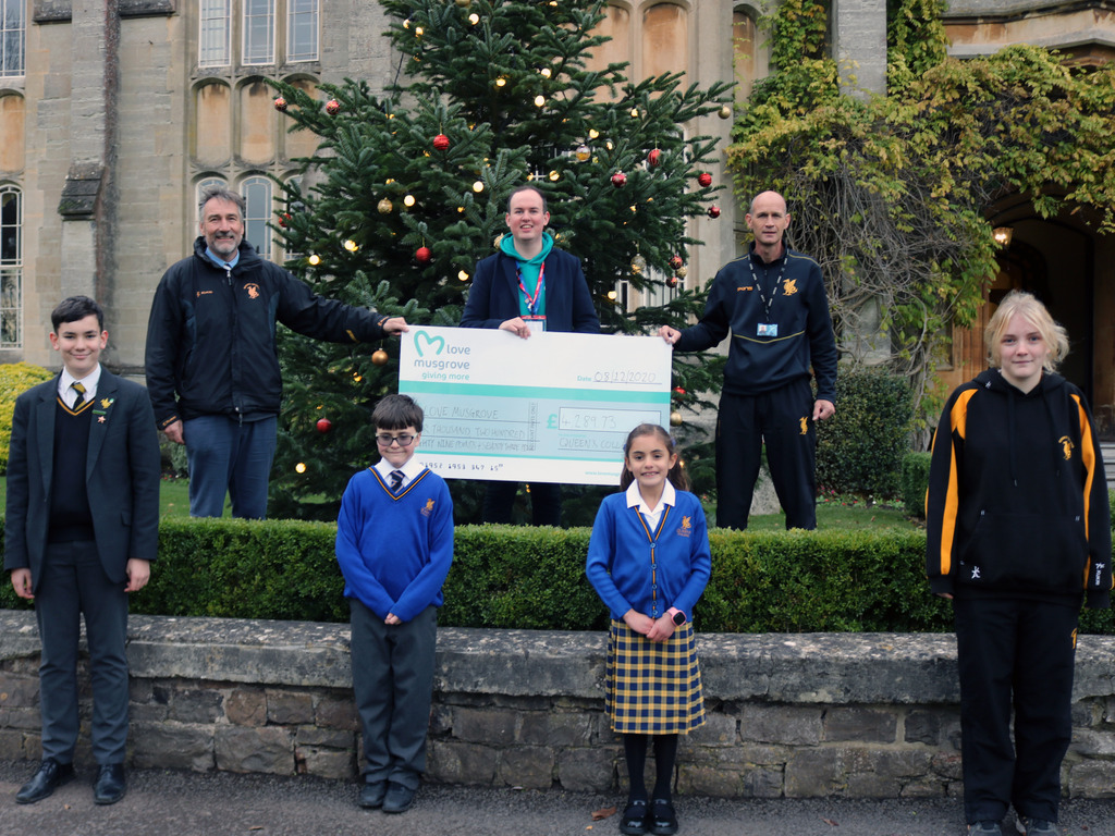 Colour Run cheque landscape