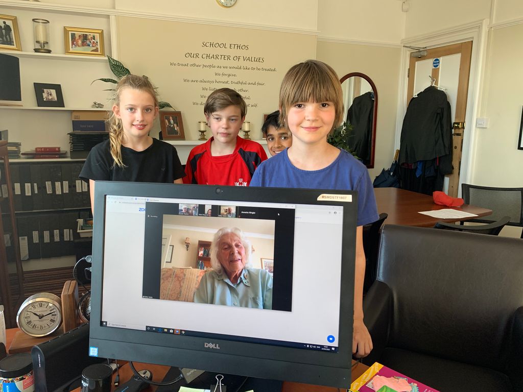 The children asked Betty questions via Zoom