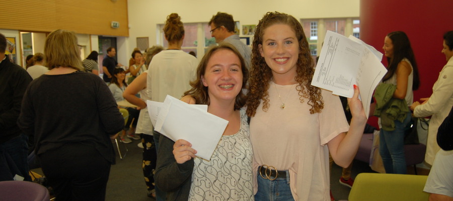 Sarah and Elys (1)