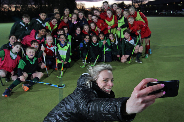 KR-W-hockeytraining_med