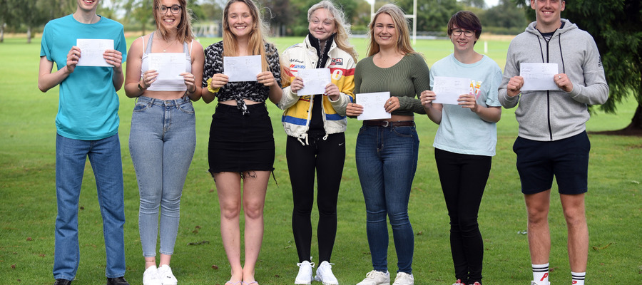 Sam Martin(Wisbech) Eloise Fradley (Downham Market) Catherine Missin (Wisbech) Charlotte Brett (March) Imogen Leader (Kingslynn) Amelia Oram (Wisbech)